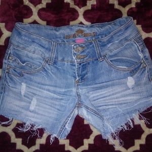 Almost famous jean shorts
